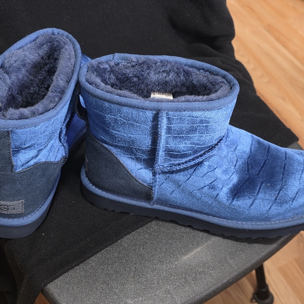 UGG Classic Mini II Croc For Woman